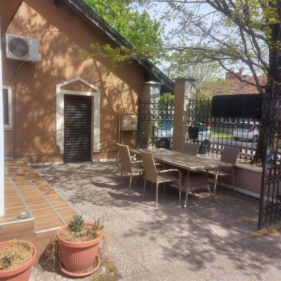 Guest House Maja Novi Sad Eksteriør bilde