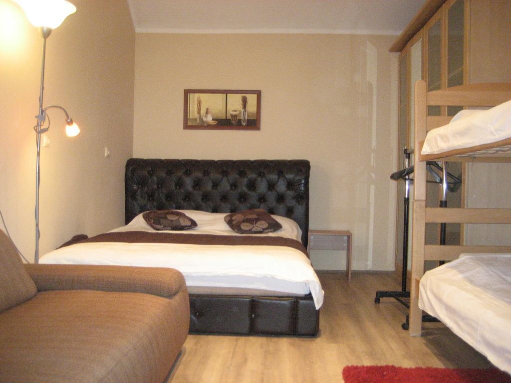 Guest House Maja Novi Sad Eksteriør bilde