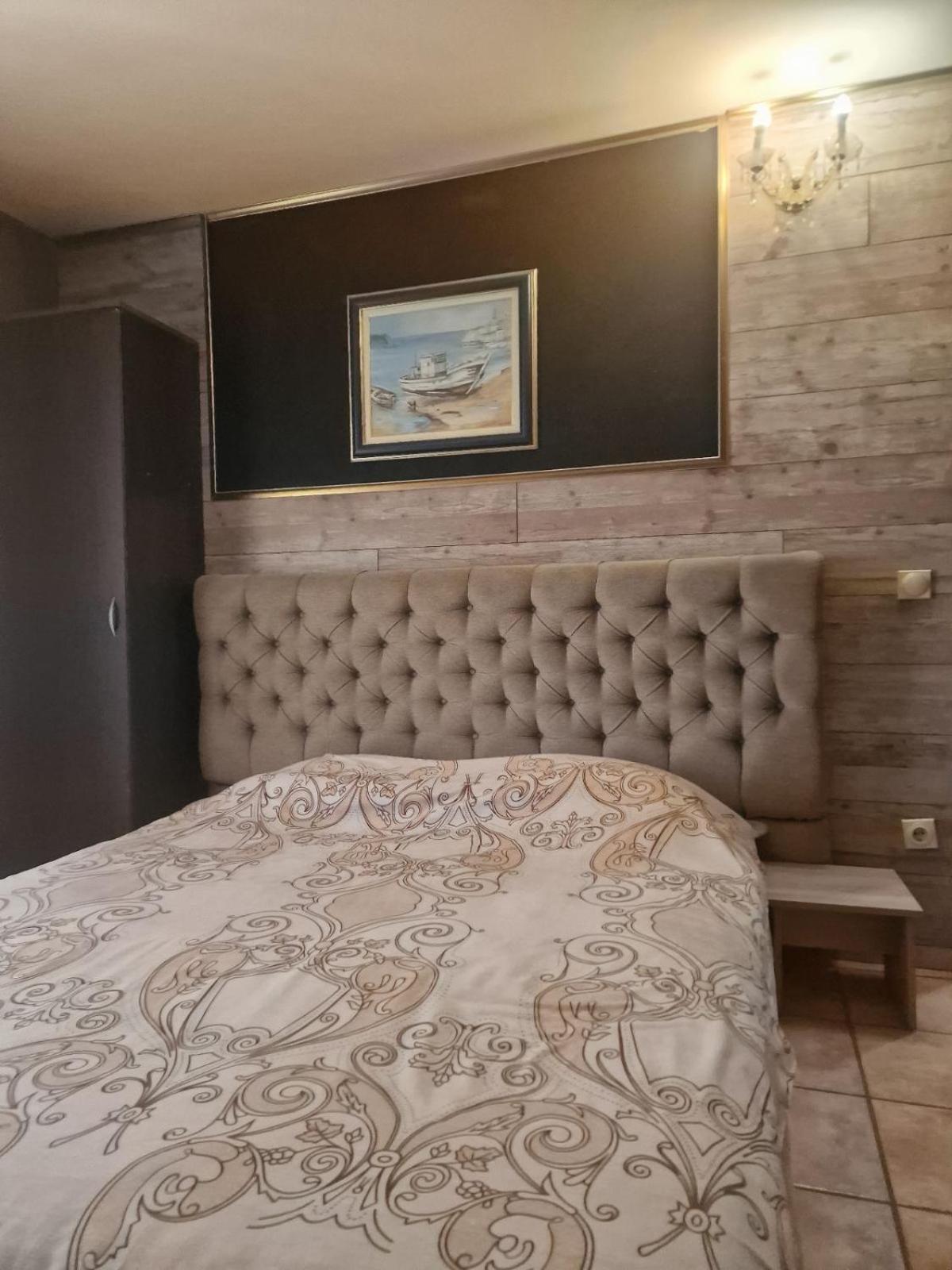 Guest House Maja Novi Sad Eksteriør bilde