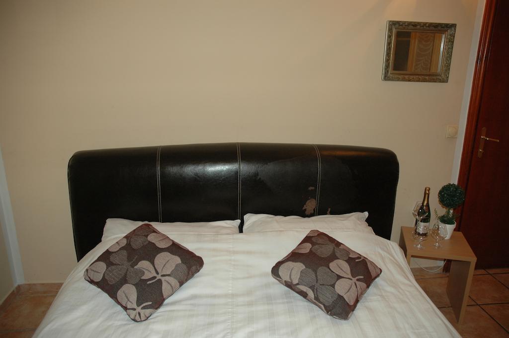 Guest House Maja Novi Sad Eksteriør bilde