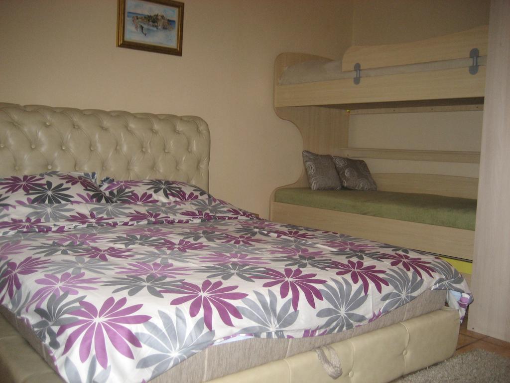 Guest House Maja Novi Sad Eksteriør bilde