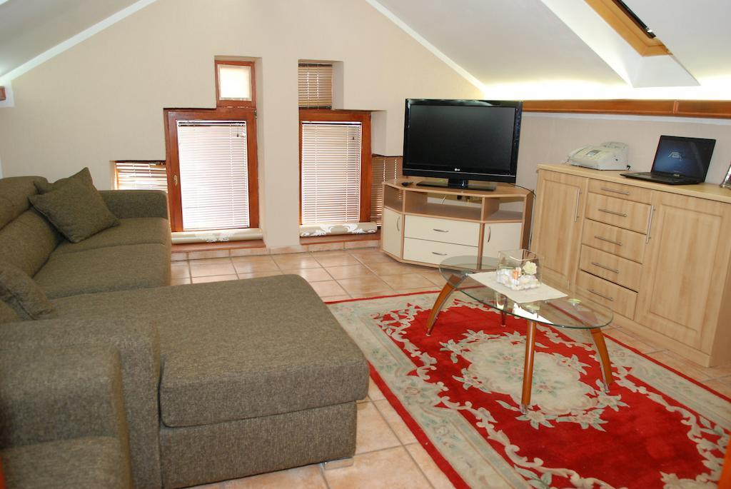 Guest House Maja Novi Sad Eksteriør bilde