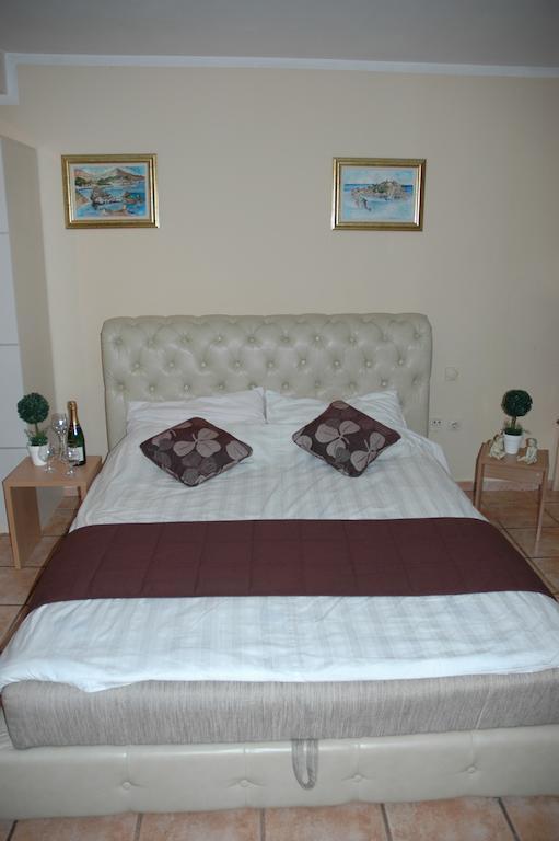 Guest House Maja Novi Sad Eksteriør bilde