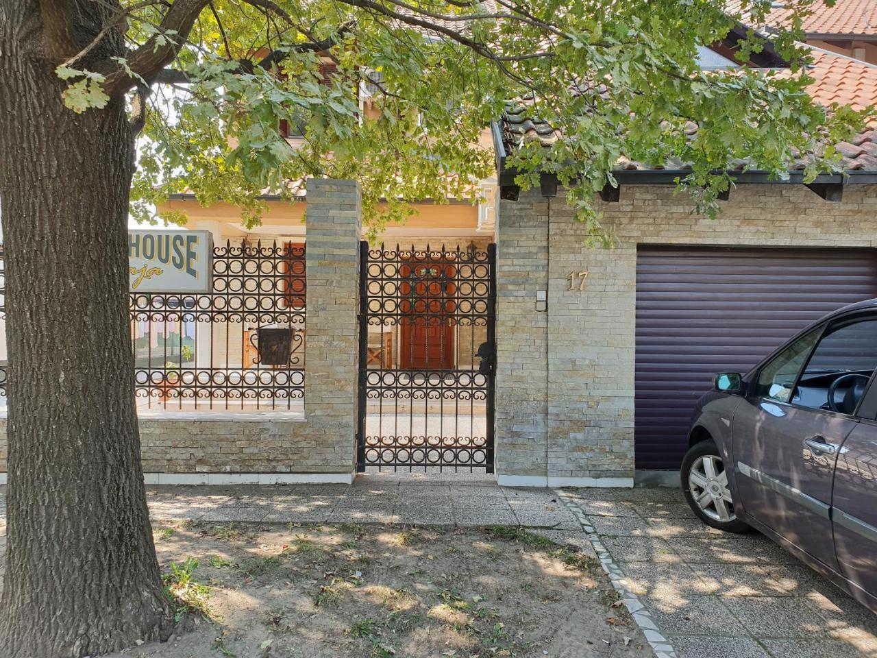 Guest House Maja Novi Sad Eksteriør bilde