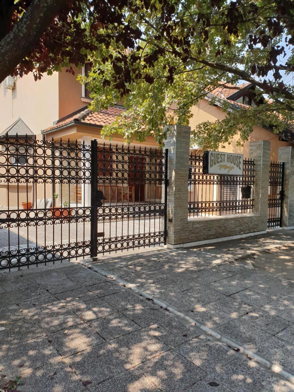 Guest House Maja Novi Sad Eksteriør bilde